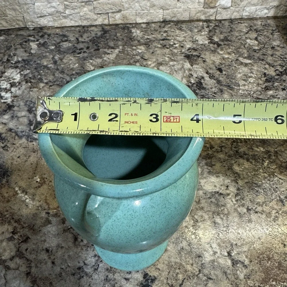 Pfaltzgraff‎ York USA Two-Handled Vase - Design 309 RARE Celadon Green